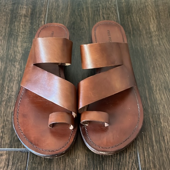 Worn once! Free People Abilene Leather Sandal - Picture 4 of 7